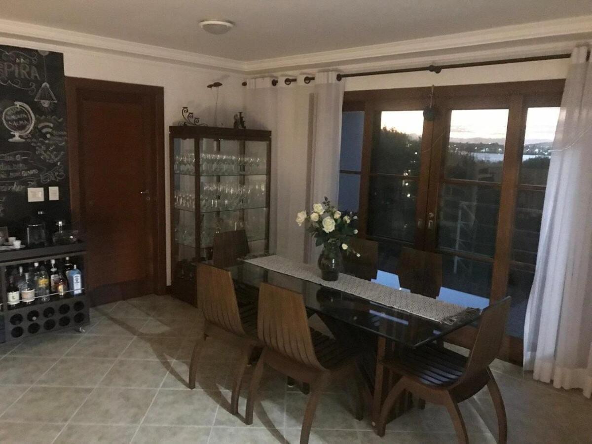 Casa Luxo Completa Em Privado Сasa de vacaciones *